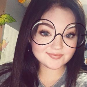 Meet your Posher, Kay